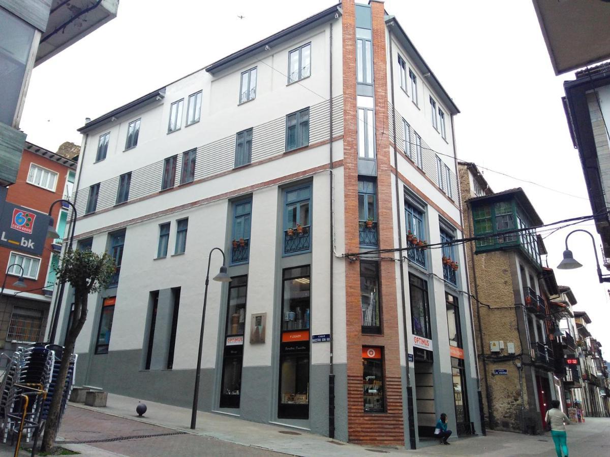 Apartamentos Legazpi Cangas del Narcea Kültér fotó