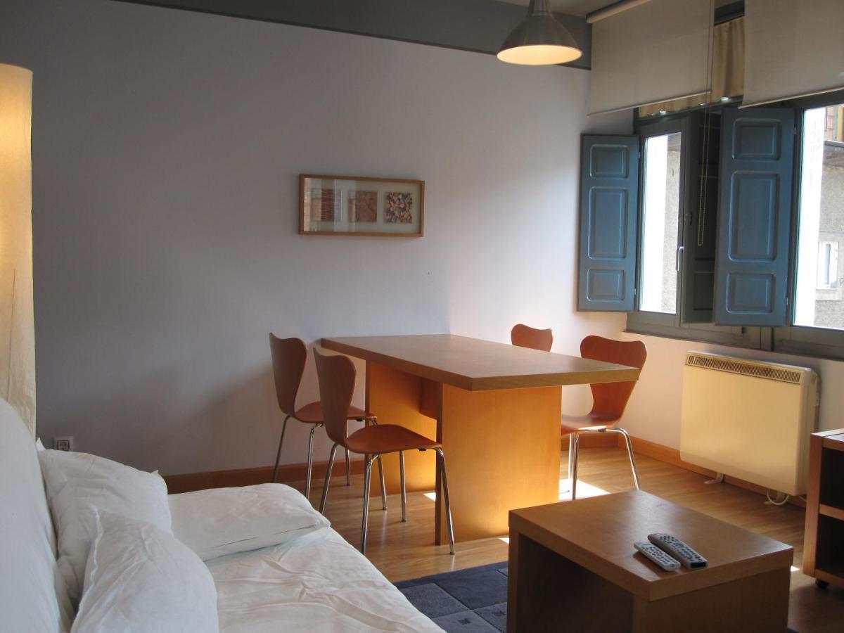 Apartamentos Legazpi Cangas del Narcea Kültér fotó